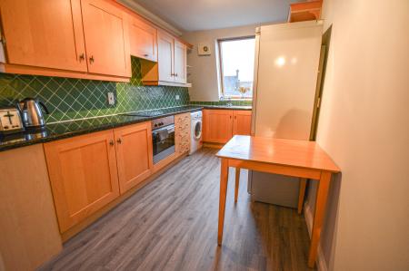 2 bedroom Flat to let in Priestgate, Peterborough, PE1