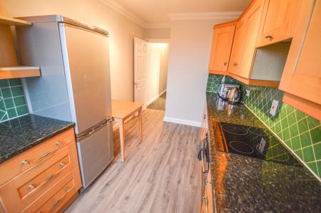 2 bedroom Flat to let in Priestgate, Peterborough, PE1