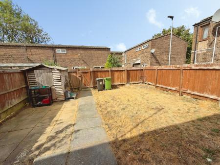 3 bedroom Terraced House to let in Willonholt, Ravensthorpe, Peterborough, PE3
