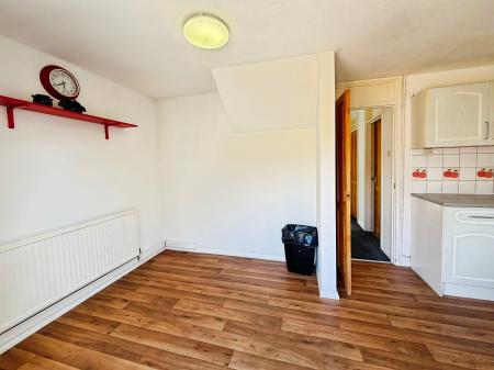 3 bedroom Terraced House to let in Willonholt, Ravensthorpe, Peterborough, PE3