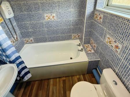3 bedroom Terraced House to let in Willonholt, Ravensthorpe, Peterborough, PE3