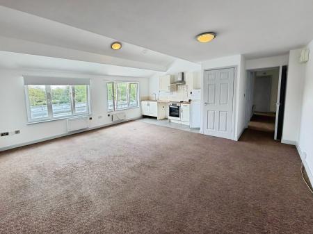 2 bedroom Flat to let in Misterton Court, Orton Plaza, Orton Goldhay, Peterborough, PE2