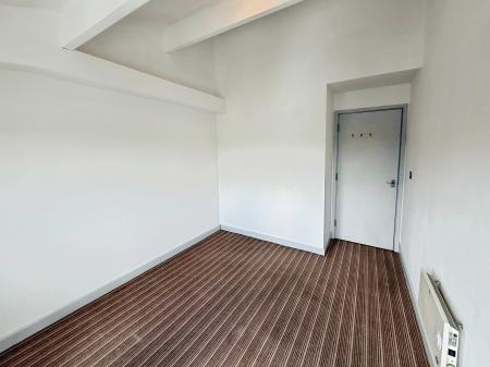 2 bedroom Flat to let in Misterton Court, Orton Plaza, Orton Goldhay, Peterborough, PE2