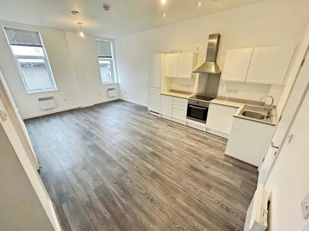2 bedroom Flat to let in Vicarage Farm Road, Peterborough, PE1