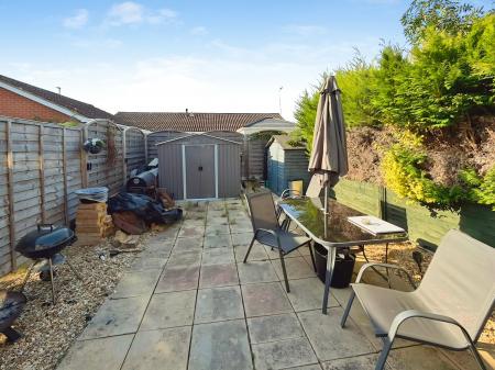 2 bedroom Detached house to let in Cardinals Gate, Werrington, Peterborough, PE4