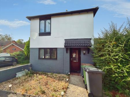 2 bedroom Detached house to let in Cardinals Gate, Werrington, Peterborough, PE4