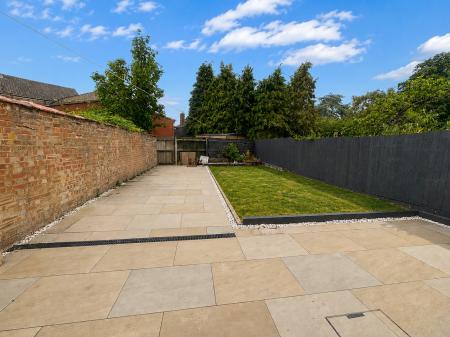 3 bedroom Semi-detached house for sale in Garton End, Peterborough, PE1