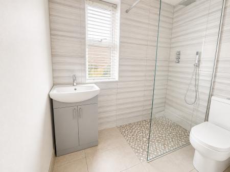 3 bedroom Semi-detached house for sale in Garton End, Peterborough, PE1