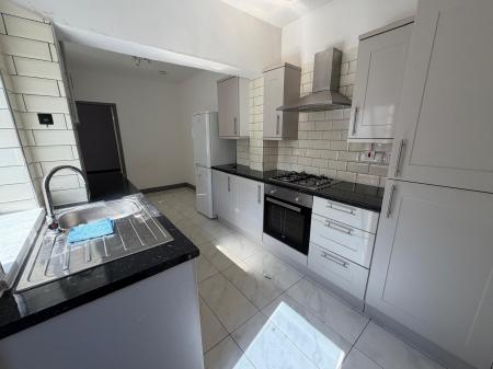 1 bedroom Flat to let in Burmer Road, Millfield, Peterborough, PE1