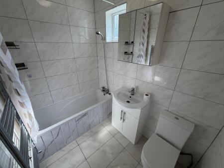 1 bedroom Flat to let in Burmer Road, Millfield, Peterborough, PE1
