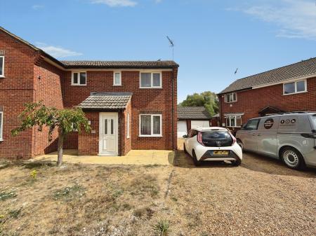 Churchfield Court, Walton, Peterborough, PE4