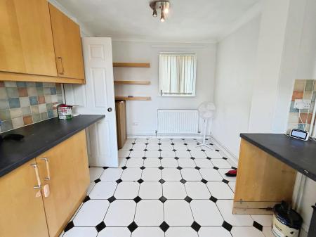 2 bedroom Semi-detached house to let in Churchfield Court, Walton, Peterborough, PE4