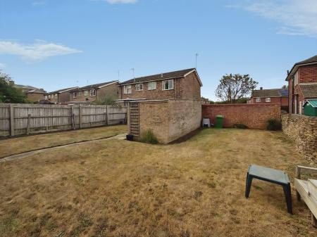 2 bedroom Detached house to let in Wharf Road, Woodston, Peterborough, PE2