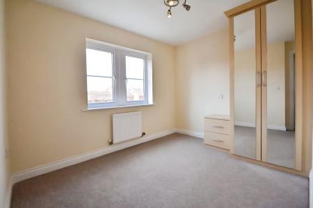 5 bedroom Town house to let in Tinus Avenue, Hampton Vale, Peterborough, PE7