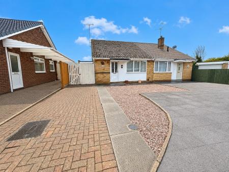 2 bedroom Semi-detached bungalow for sale in Yarwell Close, Orton Longueville, Peterborough, PE2