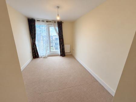 2 bedroom Flat to let in Hammonds Drive, Peterborough, PE1