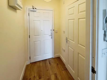 1 bedroom Flat to let in Haywood House, Bretton, PE3