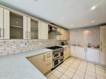 3 bedroom Semi-detached house to let in Marius Crescent, Hampton Hargate, Peterborough, PE7