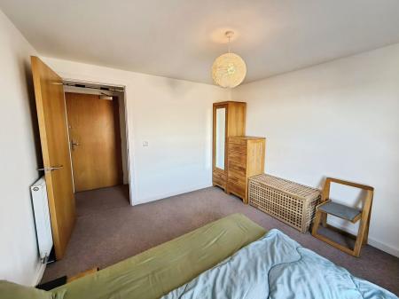 1 bedroom Flat to let in Hereward Tower, Broadway, Peterborough, PE1