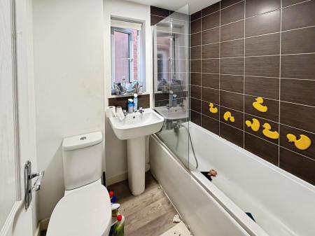 2 bedroom Semi-detached house to let in Barnsdale Drive, Hampton Gardens, Peterborough, PE7