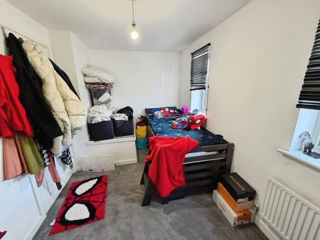 2 bedroom Semi-detached house to let in Barnsdale Drive, Hampton Gardens, Peterborough, PE7