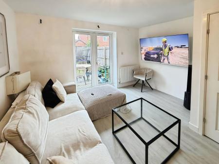 2 bedroom Semi-detached house to let in Barnsdale Drive, Hampton Gardens, Peterborough, PE7