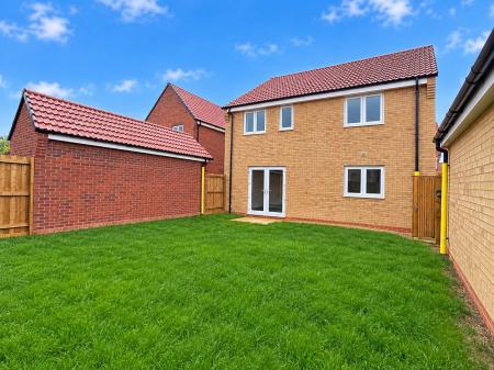 4 bedroom Detached house for sale in 7 Typhoon Drive, Market Deeping, PE6