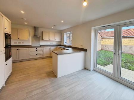 4 bedroom Detached house for sale in 59 Harrier Way, Market Deeping, PE6