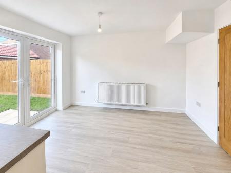 4 bedroom Detached house for sale in 4 Westland Close, Market Deeping, PE6