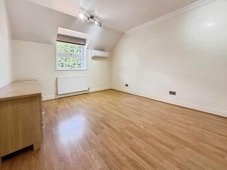 6 bedroom Detached house to let in Church Street, Peterborough, PE7