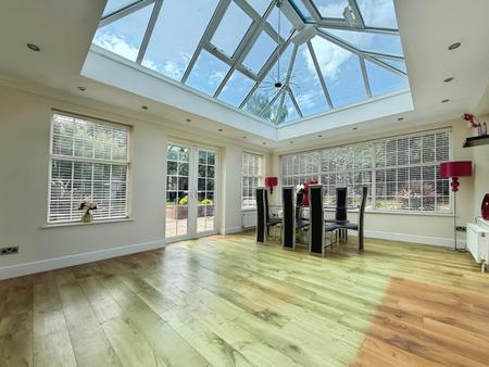 6 bedroom Detached house to let in Church Street, Peterborough, PE7