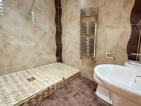 6 bedroom Detached house to let in Church Street, Peterborough, PE7