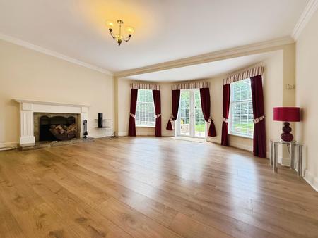 6 bedroom Detached house to let in Church Street, Peterborough, PE7