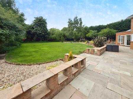 6 bedroom Detached house to let in Church Street, Peterborough, PE7