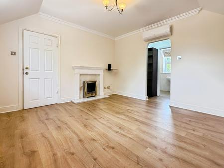 6 bedroom Detached house to let in Church Street, Peterborough, PE7