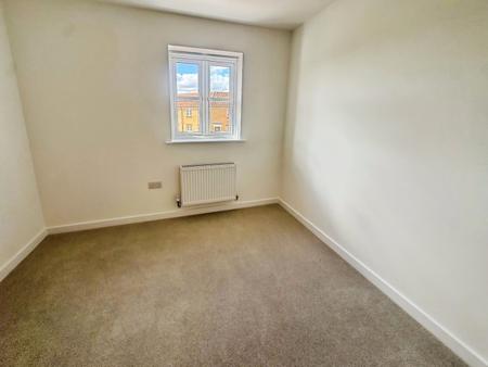 4 bedroom Detached house for sale in Harrier Way, Market Deeping, PE6