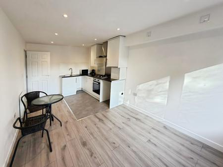 1 bedroom Flat to let in 4-6 Whitsed Street, Eastfield, Peterborough, PE1