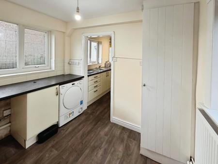 3 bedroom Detached house to let in Dogsthorpe Road, Dogsthorpe, Peterborough, PE1