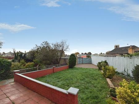 3 bedroom Detached house to let in Dogsthorpe Road, Dogsthorpe, Peterborough, PE1