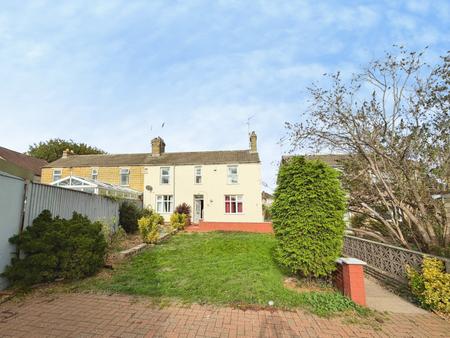 3 bedroom Detached house to let in Dogsthorpe Road, Dogsthorpe, Peterborough, PE1