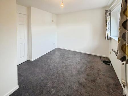 2 bedroom Terraced House to let in Seymour Place, Paston, Peterborough, PE4