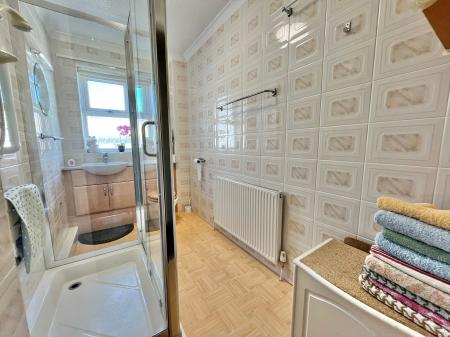 1 bedroom Apartment for sale in Cedar Court, Saltash, PL12