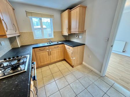 3 bedroom End of terrace house for sale in Claytonia Close, Roborough, PL6