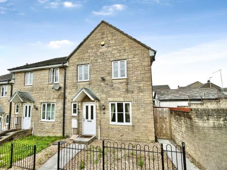 Claytonia Close, Roborough, PL6