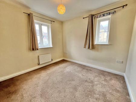 3 bedroom End of terrace house for sale in Claytonia Close, Roborough, PL6