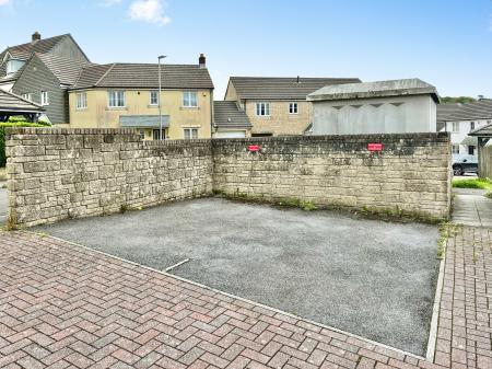 3 bedroom End of terrace house for sale in Claytonia Close, Roborough, PL6