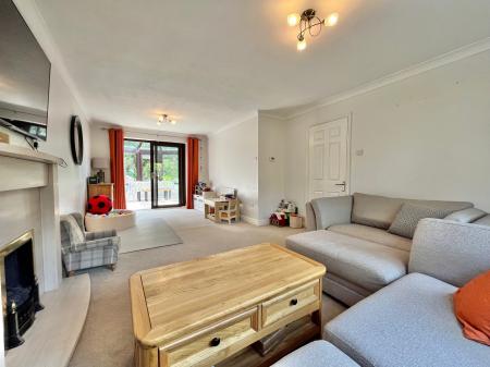 4 bedroom Detached house for sale in Deacon Drive, Saltash, PL12