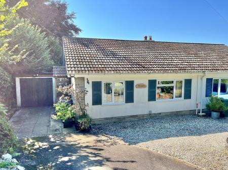 2 bedroom Semi-detached bungalow for sale in Higher Brooklands, Harrowbarrow, PL17
