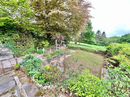 2 bedroom Semi-detached bungalow for sale in Higher Brooklands, Harrowbarrow, PL17