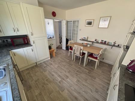 3 bedroom Detached house for sale in Hillside Avenue, Saltash, PL12